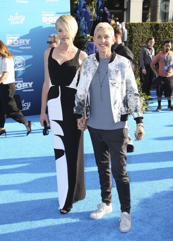 Portia de Rossi et sa femme Ellen Degeneres lors de la première mondiale de Disney-Pixar "Finding Dory" à Hollywood, le 8 juin 2016.