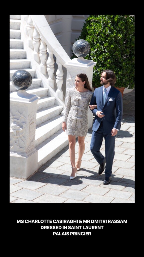 La maison Saint Laurent a habillé Charlotte Casiraghi pour son mariage avec Dimitri Rassam le 1er juin 2019 à Monaco.