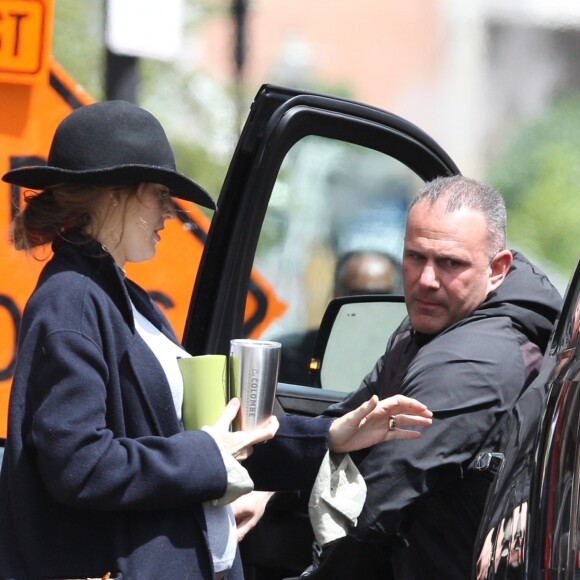 Exclusif - Blake Lively enceinte de son 3ème enfant est allée rendre visite à son mari Ryan Reynolds avec ses enfants Inez et James sur le tournage du film Free Guy à Boston, le 25 mai 2019