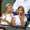 Natty Belmondo et sa fille Stella dans les tribunes des internationaux de Roland Garros - jour 4 - à Paris, France, le 30 mai 2018. © Cyril Moreau - Dominique Jacovides/Bestimage