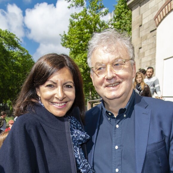 Anne Hidalgo et Dominique Besnehard - Inauguration de la promenade Jeanne Moreau à Paris le 6 juin 2019. © Pierre Perusseau/Bestimage