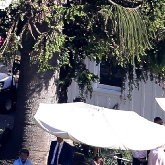 Vue aérienne des invités au mariage de K. Schwarzenegger et C. Pratt au Ranch de San Ysidro à Montecito au États-Unis, le 8 juin 2019