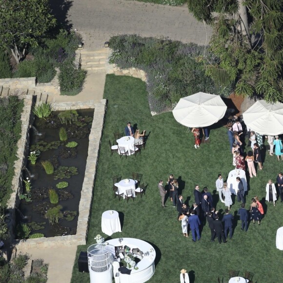 Vue aérienne des invités au mariage de K. Schwarzenegger et C. Pratt au Ranch de San Ysidro à Montecito au États-Unis, le 8 juin 2019