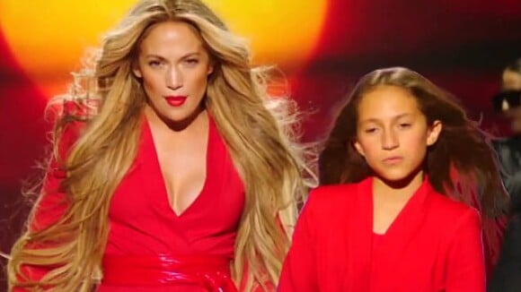 Le morceau Limitless de Jennifer Lopez avec sa fille Emme qui apparait au cours du clip.