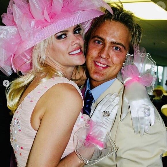 Anna Nicole Smith et son ex-compagnon Larry Birkhead au Kentucky Derby à Louisville en 2004.