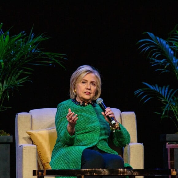 Hillary Clinton au WaMu Theatre de Seattle, dans l'État de Washington, le 3 mai 2019.