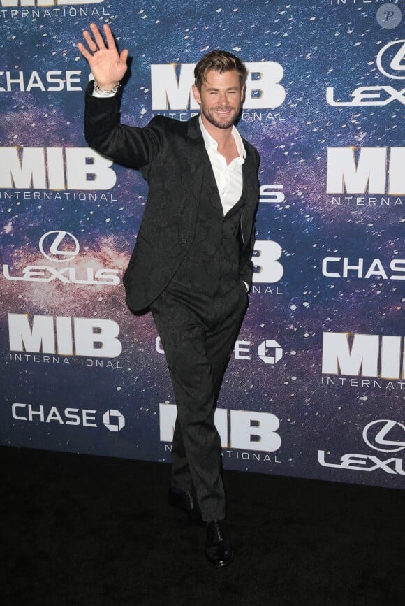 Chris Hemsworth à la première mondiale du film "Men In Black International" au cinéma AMC Loews Lincoln Square 13 à New York City, New York, Etats-Unis, le 11 juin 2019.