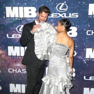 Chris Hemsworth et Tessa Thompson à la première mondiale du film "Men In Black International" au cinéma AMC Loews Lincoln Square 13 à New York City, New York, Etats-Unis, le 11 juin 2019.