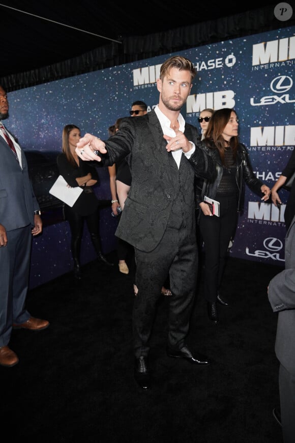 Chris Hemsworth à la première mondiale du film "Men In Black International" au cinéma AMC Loews Lincoln Square 13 à New York City, New York, Etats-Unis, le 11 juin 2019.