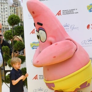 Le prince héréditaire Jacques et la princesse Gabriella de Monaco accompagnaient leur père le prince Albert de Monaco pour fêter le 20e anniversaire de Bob l'éponge, venu avec son ami Patrick l'étoile de mer, à l'occasion du 59e Festival de télévision de Monte-Carlo au Grimaldi Forum à Monaco le 16 juin 2019. © Bruno Bebert / Bestimage