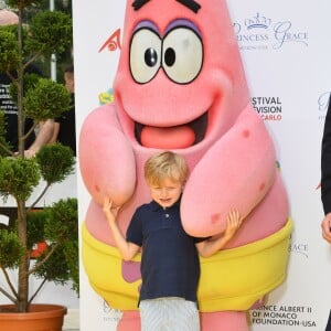 Le prince héréditaire Jacques et la princesse Gabriella de Monaco accompagnaient leur père le prince Albert de Monaco pour fêter le 20e anniversaire de Bob l'éponge, venu avec son ami Patrick l'étoile de mer, à l'occasion du 59e Festival de télévision de Monte-Carlo au Grimaldi Forum à Monaco le 16 juin 2019. © Bruno Bebert / Bestimage