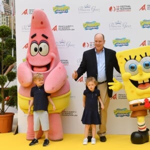 Le prince héréditaire Jacques et la princesse Gabriella de Monaco accompagnaient leur père le prince Albert de Monaco pour fêter le 20e anniversaire de Bob l'éponge, venu avec son ami Patrick l'étoile de mer, à l'occasion du 59e Festival de télévision de Monte-Carlo au Grimaldi Forum à Monaco le 16 juin 2019. © Bruno Bebert / Bestimage