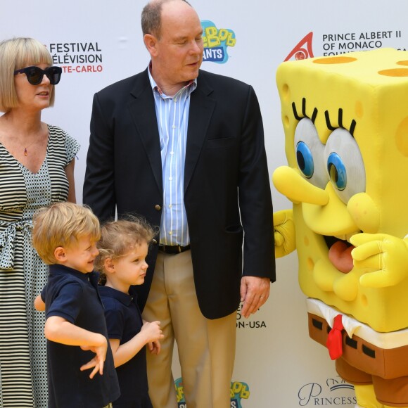 Le prince héréditaire Jacques et la princesse Gabriella de Monaco accompagnaient leur père le prince Albert de Monaco pour fêter le 20e anniversaire de Bob l'éponge, venu avec son ami Patrick l'étoile de mer, à l'occasion du 59e Festival de télévision de Monte-Carlo au Grimaldi Forum à Monaco le 16 juin 2019. © Bruno Bebert / Bestimage