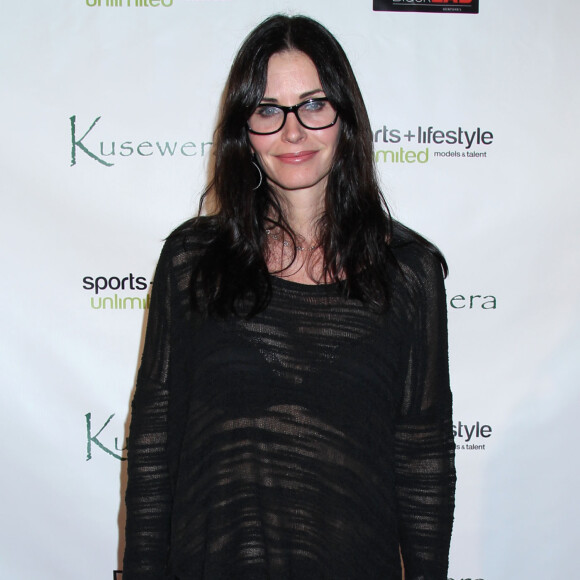 Courteney Cox à la Soirée "Kusewera Red Carpet" à Los Angeles, le 22 février 2014.
