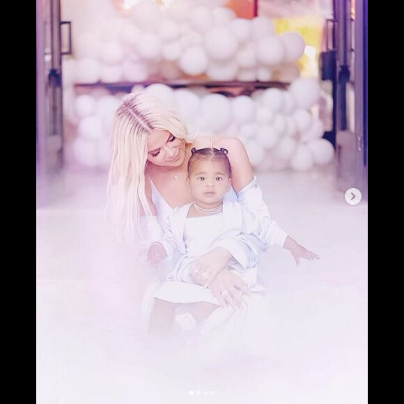 Khloé Kardashian et sa fille True. 2019.