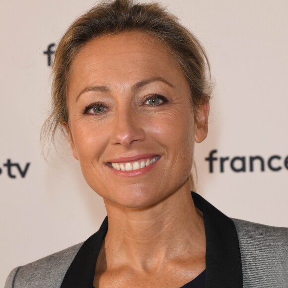 Anne-Sophie Lapix au photocall de la conférence de presse de France 2 au théâtre Marigny à Paris le 18 juin 2019 © Coadic Guirec / Bestimage