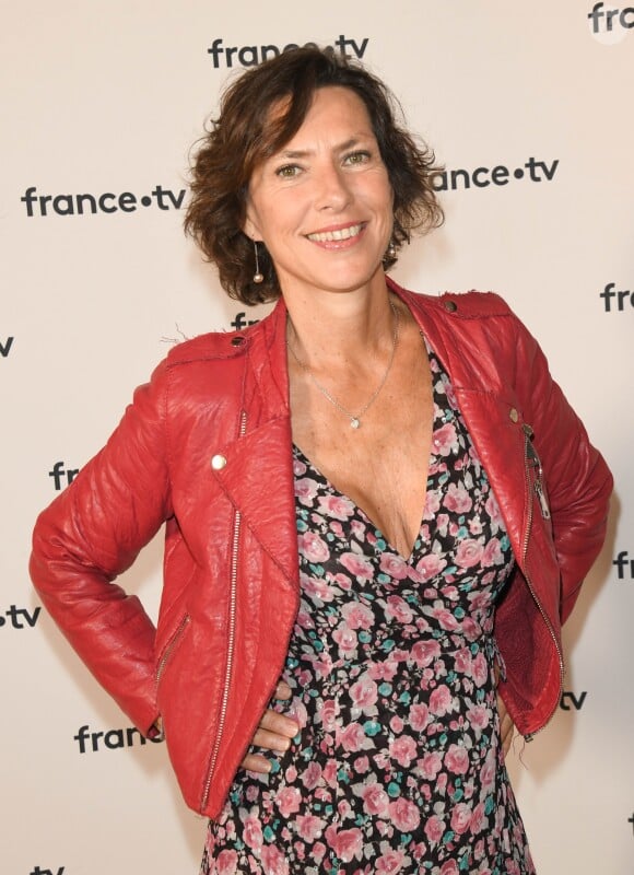 Sophie Menut au photocall de la conférence de presse de France 2 au théâtre Marigny à Paris le 18 juin 2019 © Coadic Guirec / Bestimage