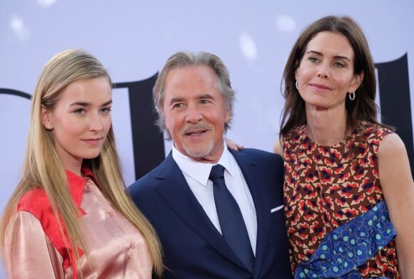 Don Johnson avec sa fille Grace Johnson et sa femme Kelley Phleger à la première de 'Book Club' au théâtre Regency Village à Westwood, le 6 mai 2018 © Chris Delmas/Bestimage