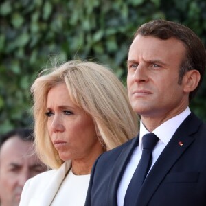 Brigitte Macron, le président Emmanuel Macron lors de la cérémonie franco - américaine au cimetière américain de Colleville sur Mer le 6 juin 2019 dans le cadre du 75ème anniversaire du débarquement. © Stéphane Lemouton / Bestimage