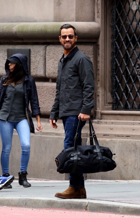 Justin Theroux et P. Brosnan sur le tournage du film False Positive dans le quartier de Manhattan à New York, le 22 avril 2019