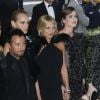 Anthony Vaccarello et ses muses, Amber Valletta, Kate Moss, Charlotte Casiraghi et Charlotte Gainsbourg, au Met Gala à New York, le 7 mai 2018. © Charles Guerin / Bestimage