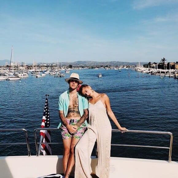 Justin et Hailey Bieber. Avril 2019.