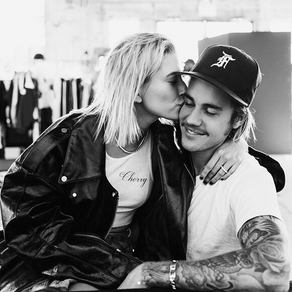 Hailey Baldwin et son fiancé Justin Bieber. Juillet 2018.