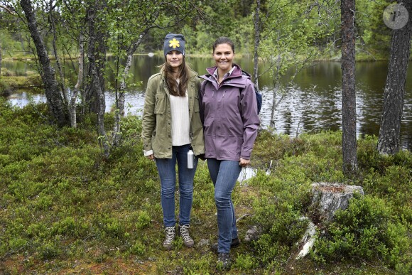 La princesse Sofia de Suède accompagnait la princesse héritière Victoria de Suède le 12 juin 2019 lors d'une excursion dans le parc national de Fulufjället, dans le cadre de son programme de promotion des atouts naturels de la Suède.