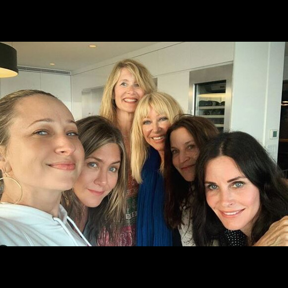 Courteney Cox, Jennifer Aniston et des amies célèbrent la fête nationale américaine le 4 juillet 2019.