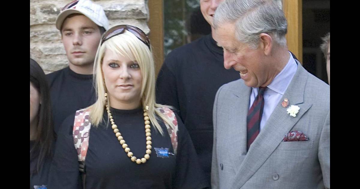 Apres La Drague De Jacques Chirac C Est Au Tour Du Prince Charles