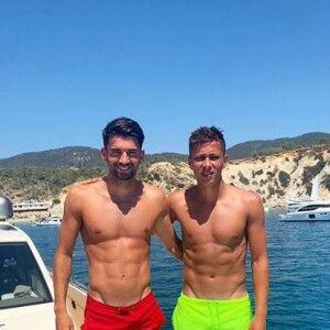 Enzo Zidane et son cousin Driss à Ibiza le 2 juillet 2019.