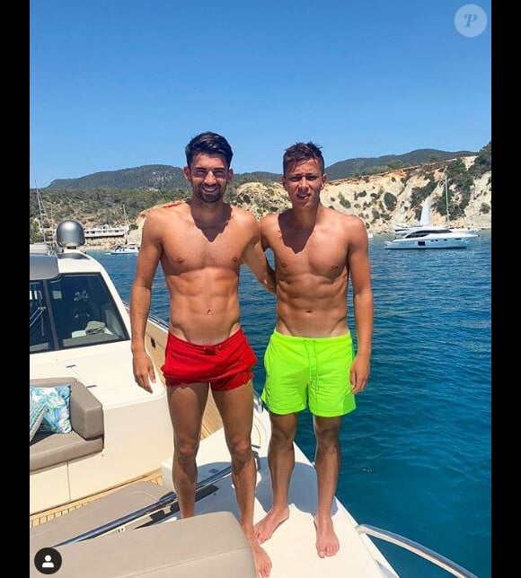 Enzo Zidane et son cousin Driss à Ibiza le 2 juillet 2019.