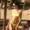 Kendall Jenner : Son Bottle Cap Challenge en bikini fait fureur !