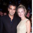  George Clooney et Celine Balitran à Los Angeles le 13 juin 1997. 