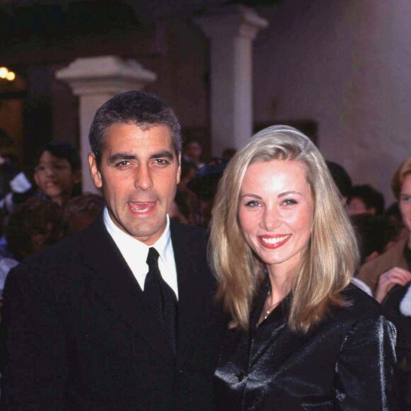 George Clooney et Celine Balitran à Sidney le 13 juin 1997.