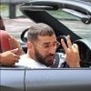 Exclusif  - Karim Benzema passe des vacances entre amis à Miami. Les amis sortent de leur hôtel au volant d'une Porsche 911 turbo S. Le 29 juin 2018