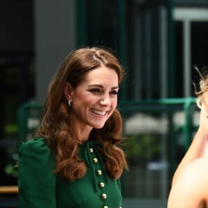 Catherine (Kate) Middleton, duchesse de Cambridge arrivent à Wimbledon pour la finale féminine à Londres, le 13 juillet 2019.