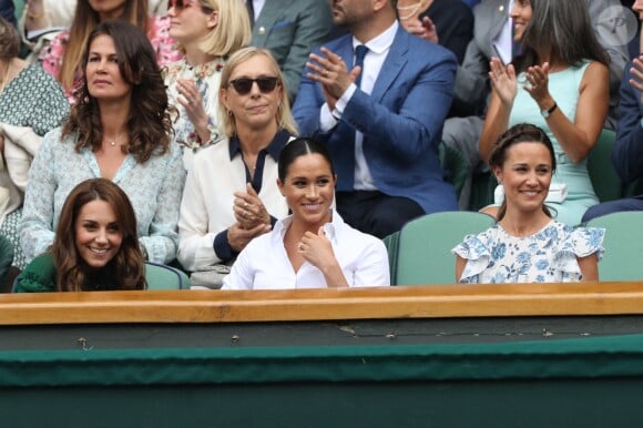 Kate Middleton, Meghan Markle et Pippa Middleton très complices lors du tournois de Wimbledon, le samedi 13 juillet 2019.
