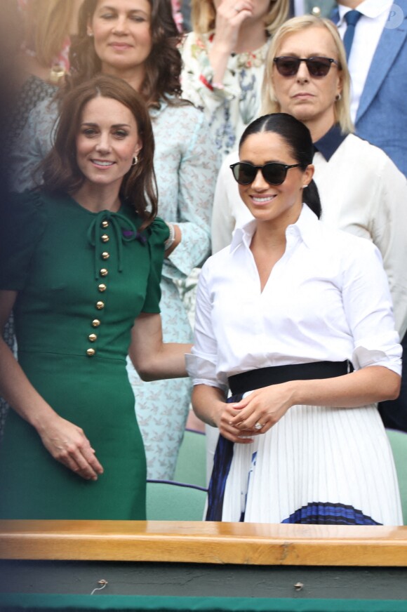 Kate Middleton, Meghan Markle et Pippa Middleton très complices lors du tournois de Wimbledon, le samedi 13 juillet 2019.