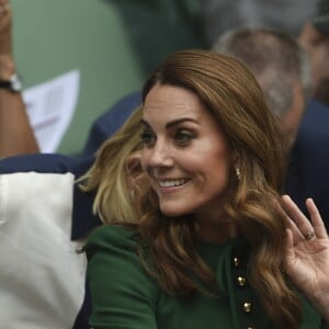 Catherine (Kate) Middleton, duchesse de Cambridge, Meghan Markle, duchesse de Sussex, et Pippa Middleton dans les tribunes lors de la finale femme de Wimbledon "Serena Williams - Simona Halep (2/6 - 2/6) à Londres, le 13 juillet 2019.