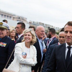 Emmanuel Macron, président de la République Française, va saluer la foule à la fin du 139ème défilé militaire du 14 juillet, jour de Fête Nationale, sur les Champs-Elysées. Paris, le 14 juillet 2019. Raphael Lafargue/Pool/Bestimage