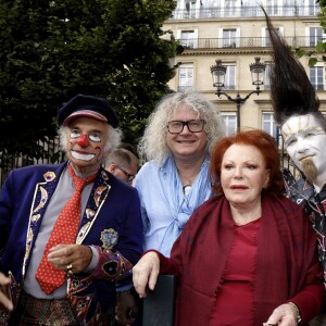 Pierre-Jean Chalençon et la chanteuse Régine - Soirée d'inauguration de la 36ème Fête Foraine des Tuileries au Jardin des Tuileries à Paris. Le 21 juin 2019.