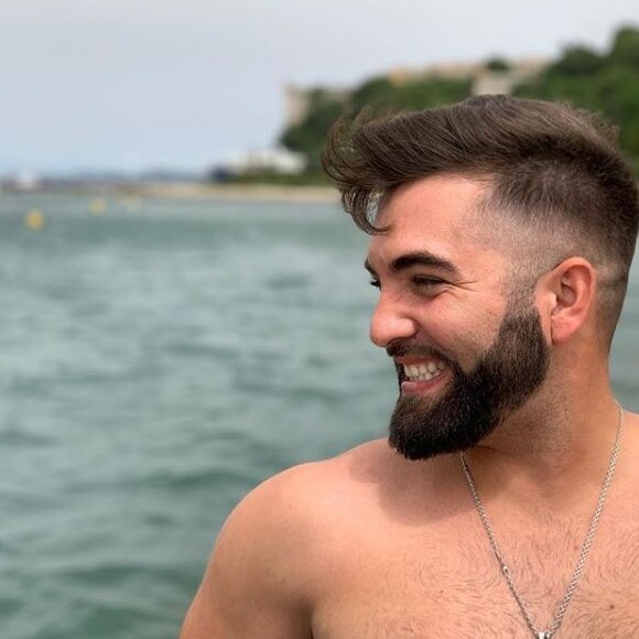 Kendji Girac torse nu. Photo publiée sur Instagram le 14 juin 2019.