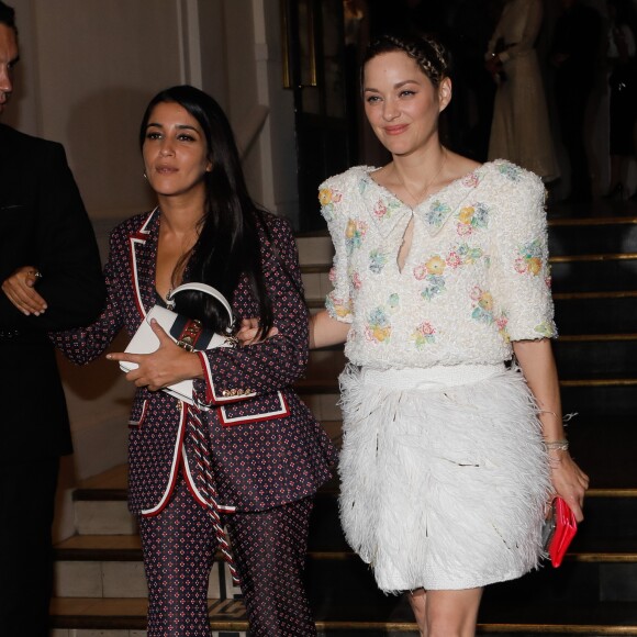 Leïla Bekhti et Marion Cotillard à la sortie du gala Vogue Foundation lors de la mode Haute-Couture automne-hiver 2019/2020 au Trianon à Paris, France, le 02 juillet 2019. © Veeren-Clovis/Bestimage