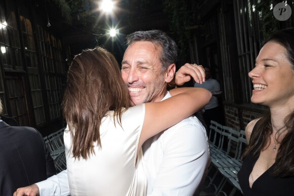 Pauline Ducruet en larmes avec son père Daniel Ducruet lors du premier défilé de sa marque Alter Designs, à la Fashion Week de Paris le 18 juin 2019. © Cyril Moreau/Bestimage