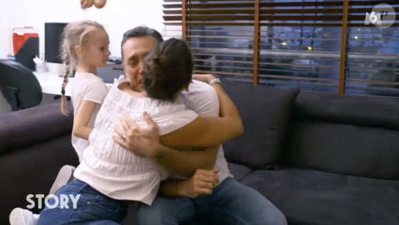 Daniel Ducruet avec ses filles Pauline Ducruet et Linoué Ducruet, chez lui au Cap d'Ail, dans le magazine Story : des vies hors normes diffusé sur M6 le 21 juillet 2019.