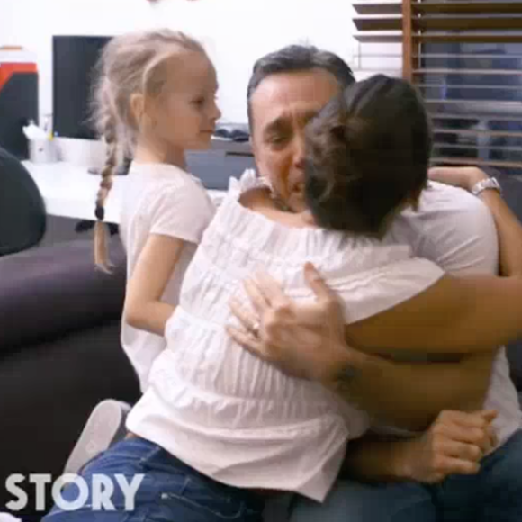 Daniel Ducruet avec ses filles Pauline Ducruet et Linoué Ducruet, chez lui au Cap d'Ail, dans le magazine Story : des vies hors normes diffusé sur M6 le 21 juillet 2019.