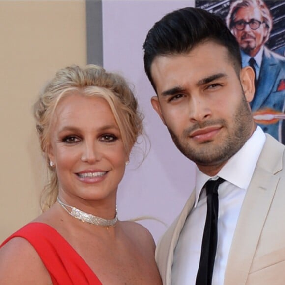 Britney Spears et son compagnon Sam Asghari à la première de "Once Upon a Time... in Hollywood" à Los Angeles, le 22 juillet 2019.