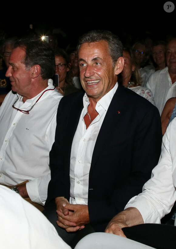 Semi-exclusif - Nicolas Sarkozy - Carla Bruni-Sarkozy en concert au théâtre de Verdure du Grand Jardin à Le Lavandou le 23 juillet 2019. © Dominique Jacovides-Cyril Moreau/Bestimage