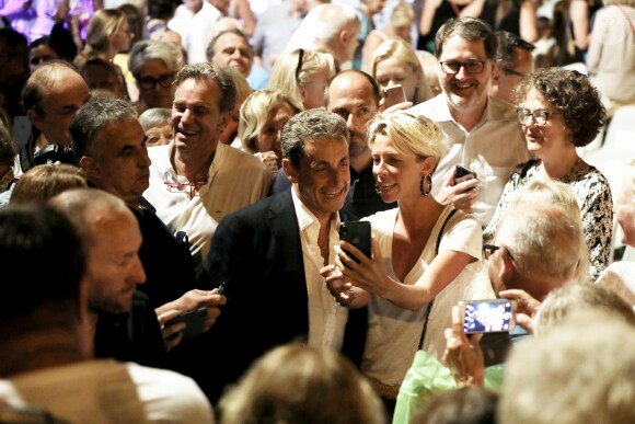 Semi-exclusif - Renaud Muselier, Nicolas Sarkozy - Carla Bruni-Sarkozy en concert au théâtre de Verdure du Grand Jardin à Le Lavandou le 23 juillet 2019. © Dominique Jacovides-Cyril Moreau/Bestimage